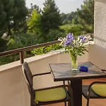 Ritosa לינה וארוחת בוקר 3*