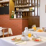 Ritosa 3* פורץ
