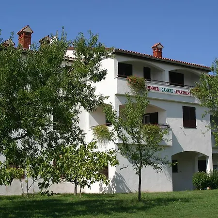 krevet i doručak Ritosa 3*