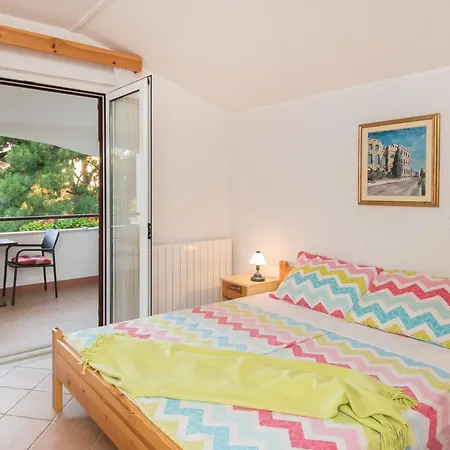 Ritosa Bed and Breakfast Πόρετς