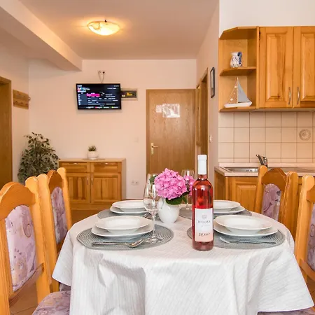 Ritoša 3*